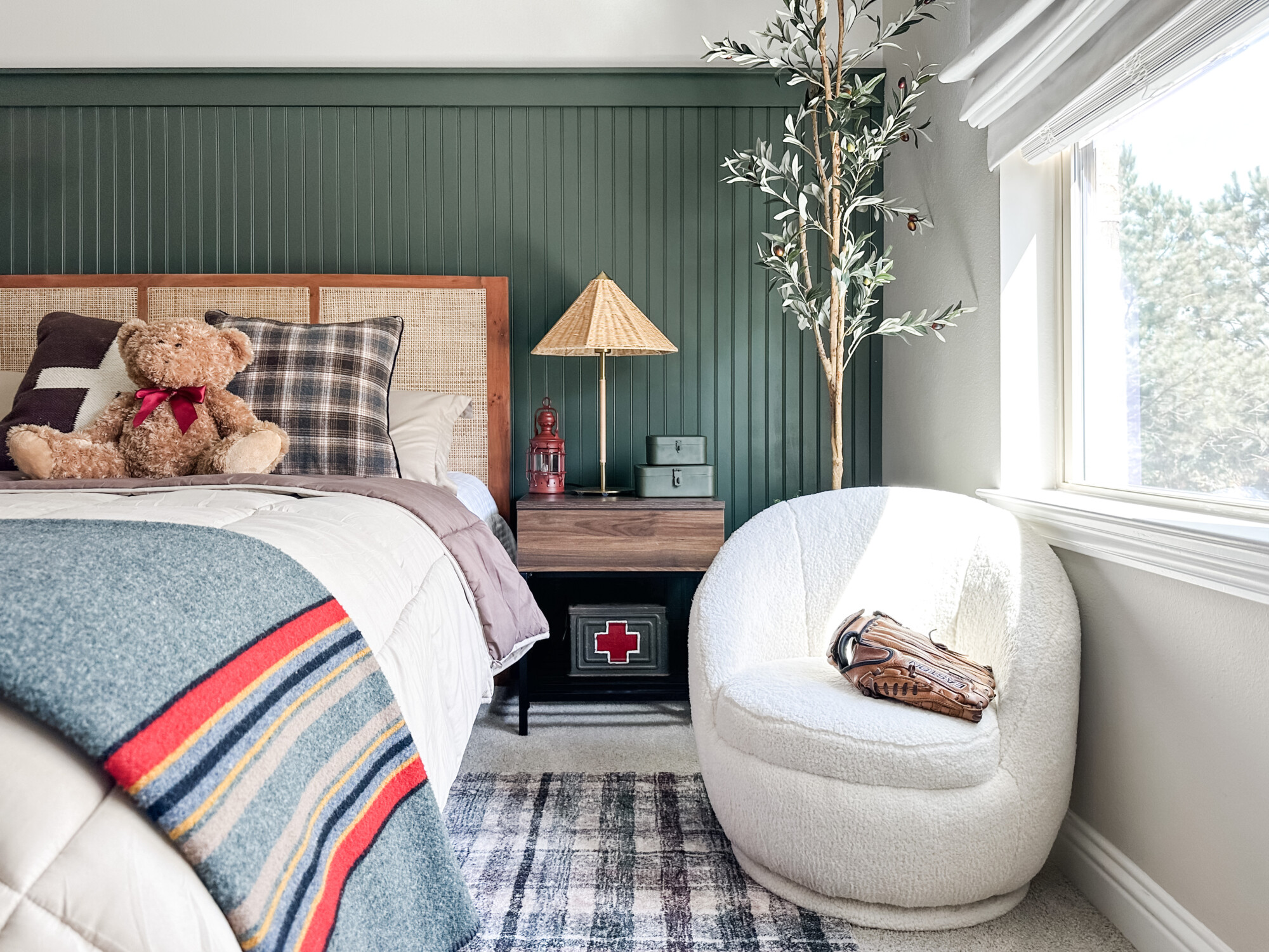 February home decor home. home style home looks home decorations spring spring time faux flowers faux style style guide