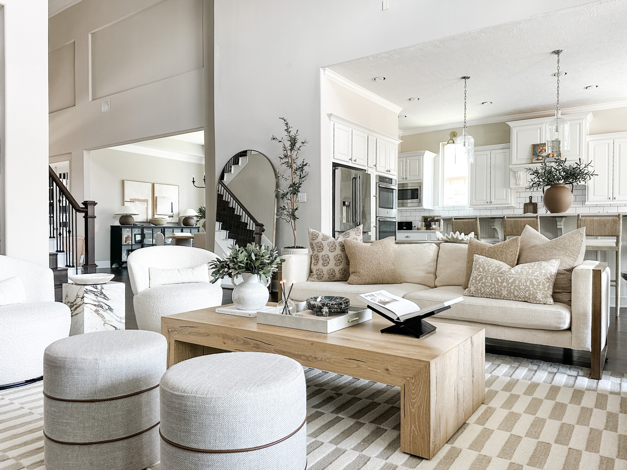 Tips for creating an elevated coffee table | coffee table decor, coffee table, coffee table styling, table decor, table decor styling, table styling, living room, living room decor, living room finds