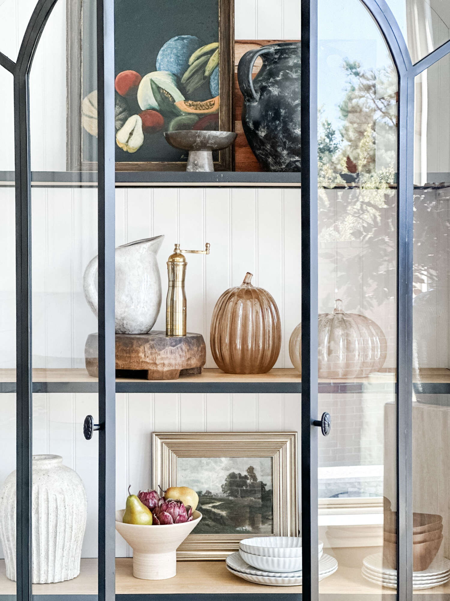 Seasonal Decor | Fall-ing in love with your home | Fall decor, fall home, fall home inspo, fall decorating, fall accents, pumpkins, fall colors, autumn home, autumn decor, autumn inspo, autumn decorating, decor finds, autumn colors, fall color scheme
