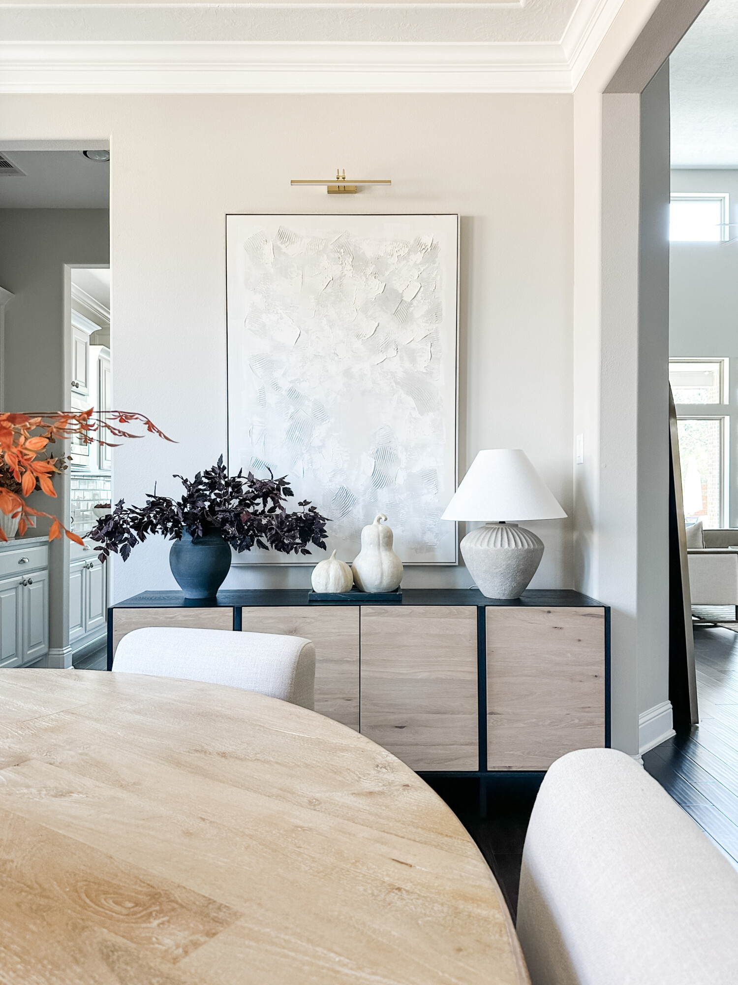 Seasonal Decor | Fall-ing in love with your home | Fall decor, fall home, fall home inspo, fall decorating, fall accents, pumpkins, fall colors, autumn home, autumn decor, autumn inspo, autumn decorating, decor finds, autumn colors, fall color scheme