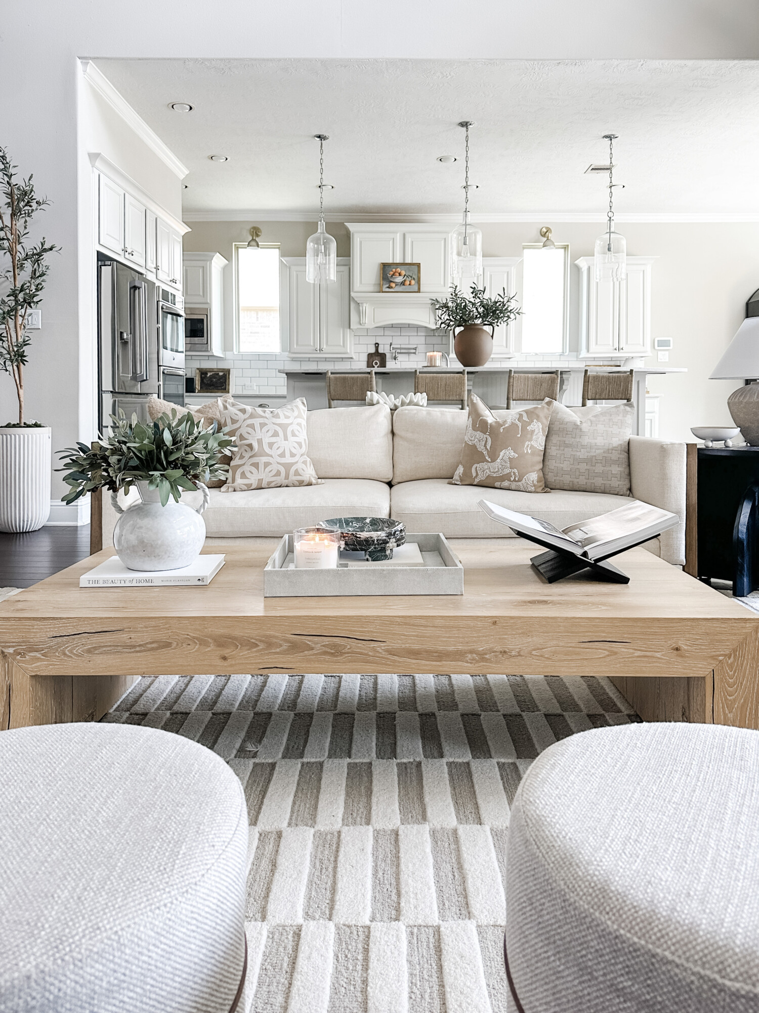 Top Picks of September: Must-Have Home Finds, home finds, home decor, home inspo, decor finds, decor inspo, neutral home, neutral decor, neutral home inspo, modern home, modern decor, modern home inspo, home decorating, must-have furniture, furniture finds, decor must-haves