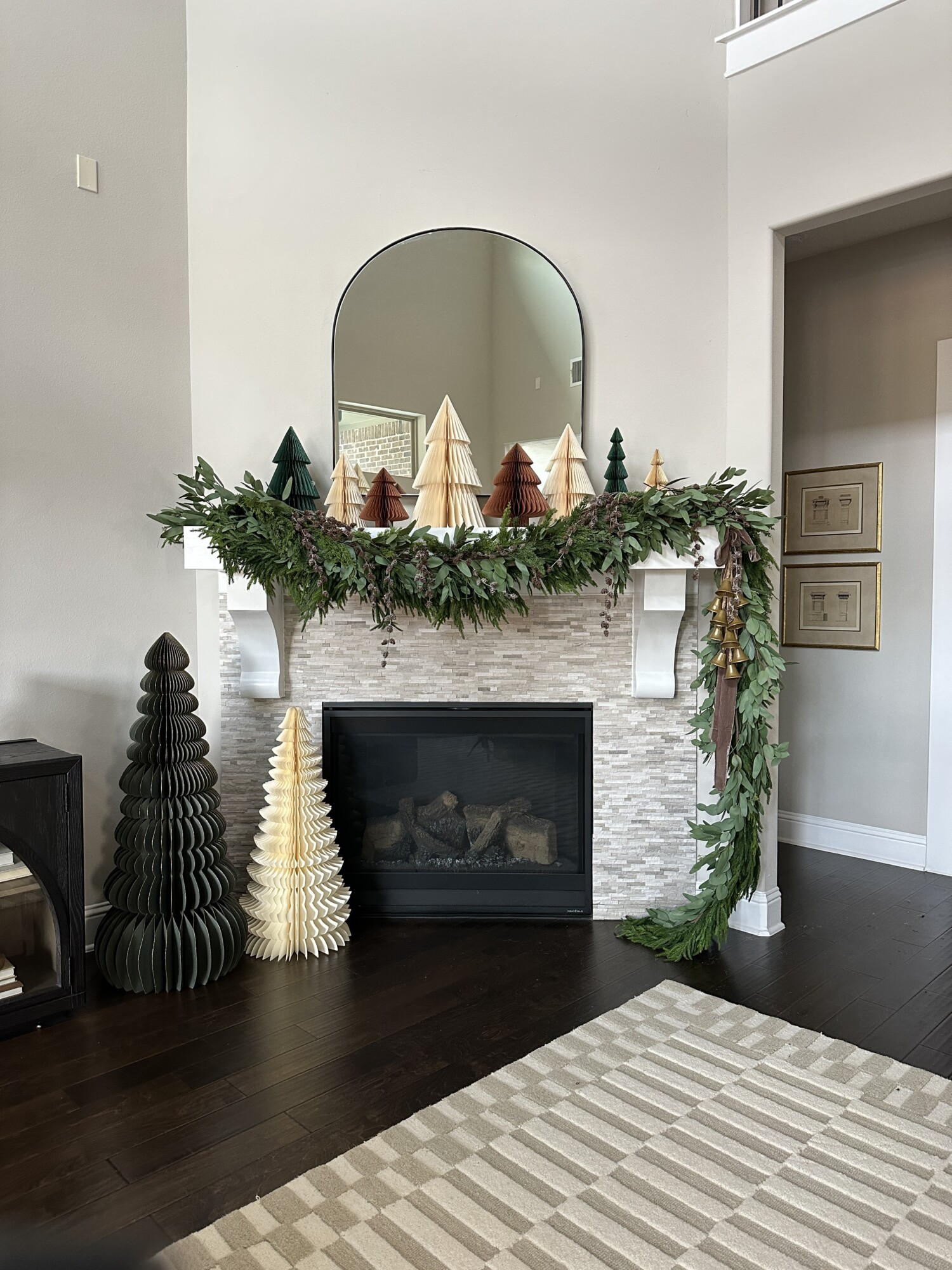 'Tis the Season to Style Your Holiday Mantel | holiday, christmas, garland, living room, decor, christmas tree, fireplace, mantel, honeycomb tree, fireplace decor