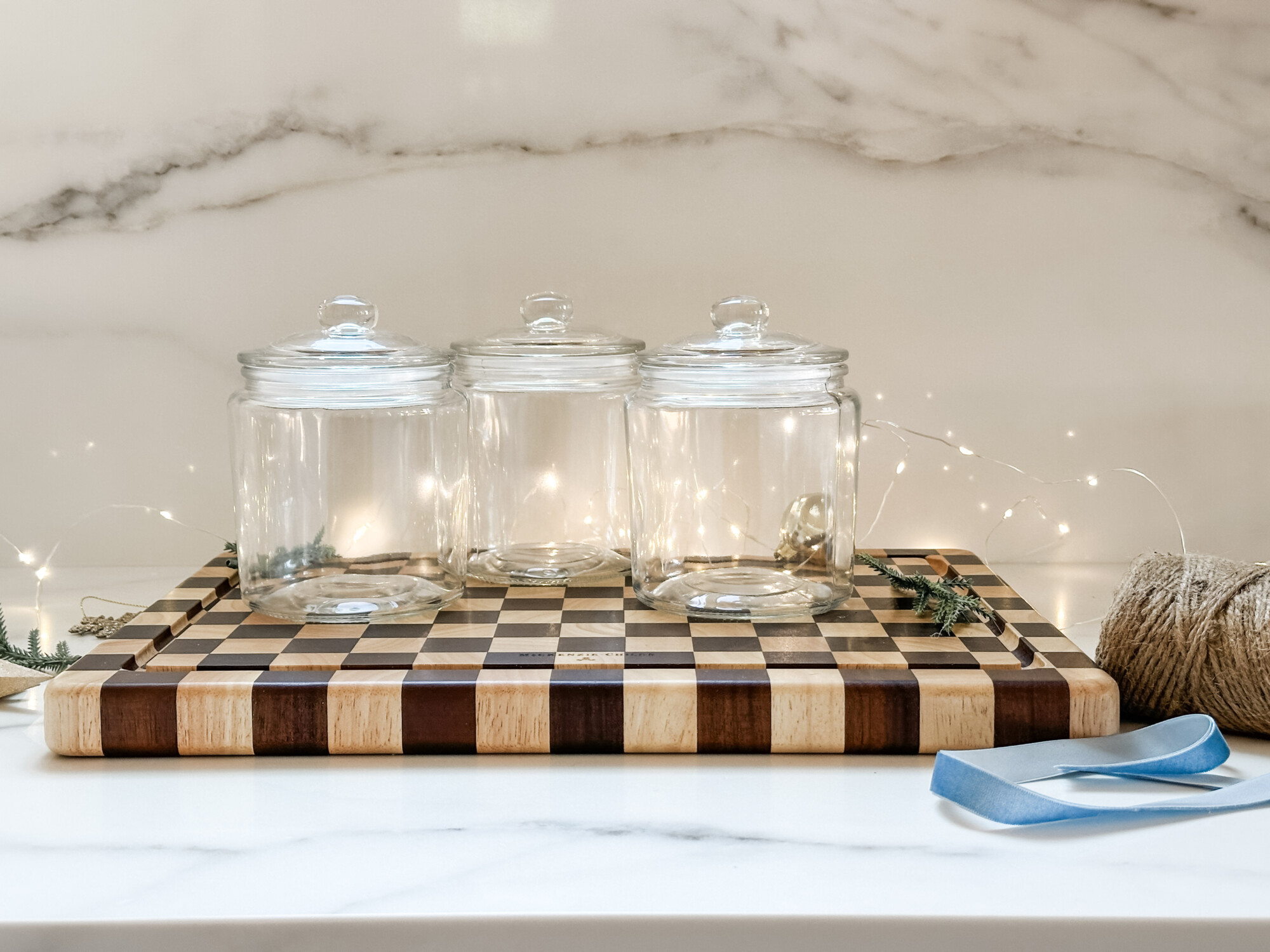 thoughtful and affordable diy host gifts under $35 | host gifts, diy gifts, gift ideas, handmade gift, gift ideas, glass cookie jar, cookie jar, kitchen storage, gift package, twine spool