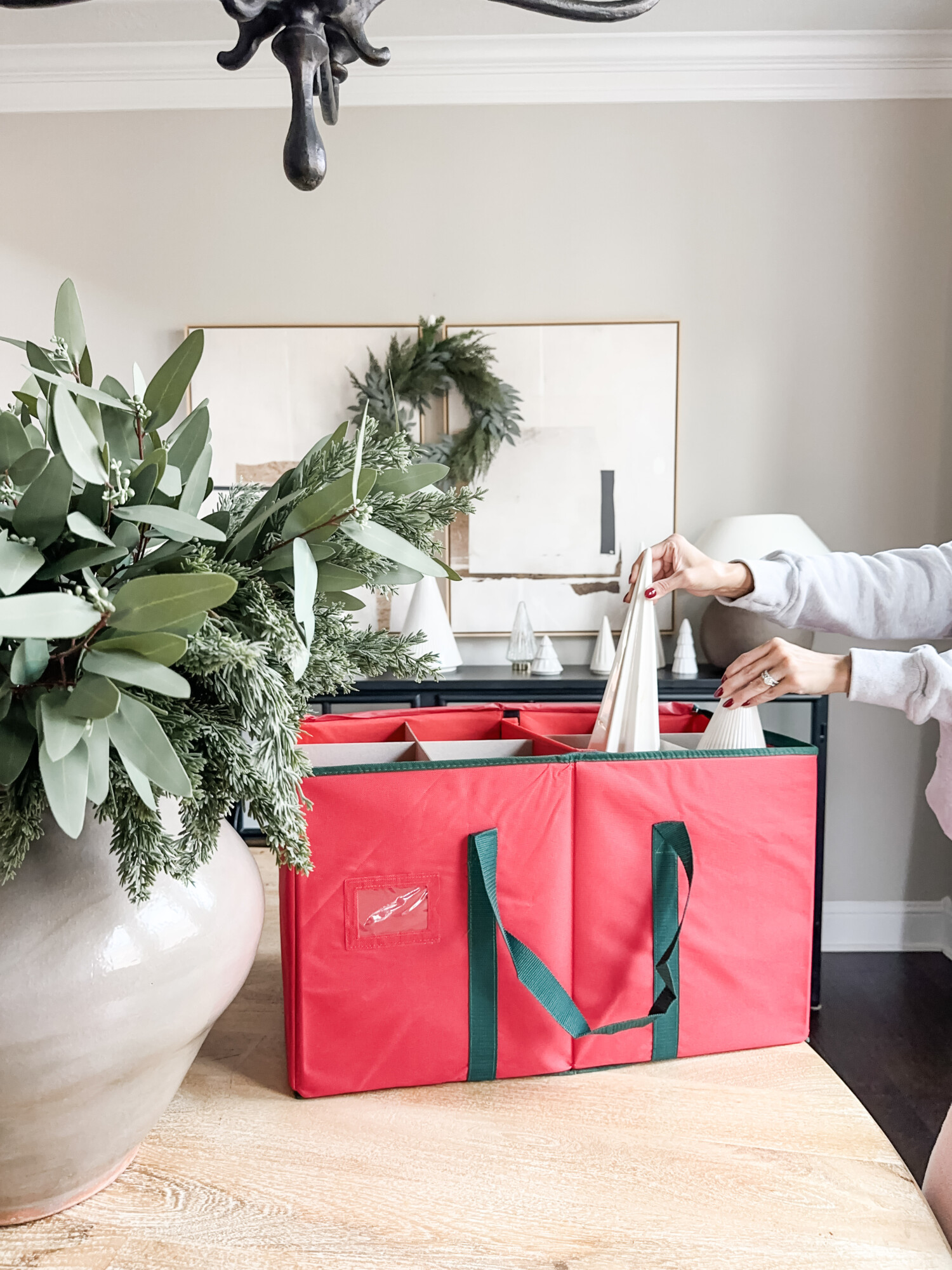 top holiday storage tips for year-round organization | holiday, christmas, storage, organization, holiday decor, decor storage, holiday storage, storage bag, christmas tree