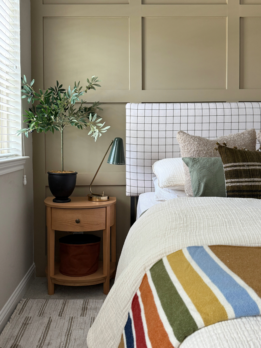 green and neutral boys room