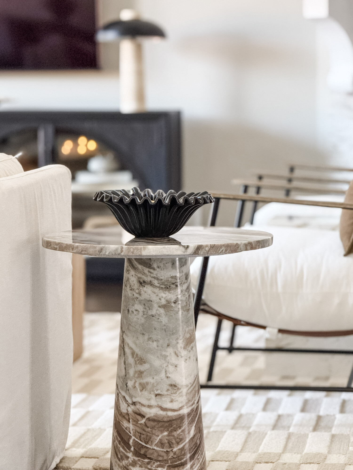 marble side table with decor bowl